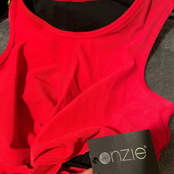 Exercise top - Picture 3 of 3